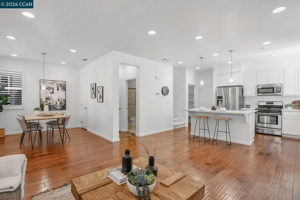 22640 Filbert Street Hayward CA 94541