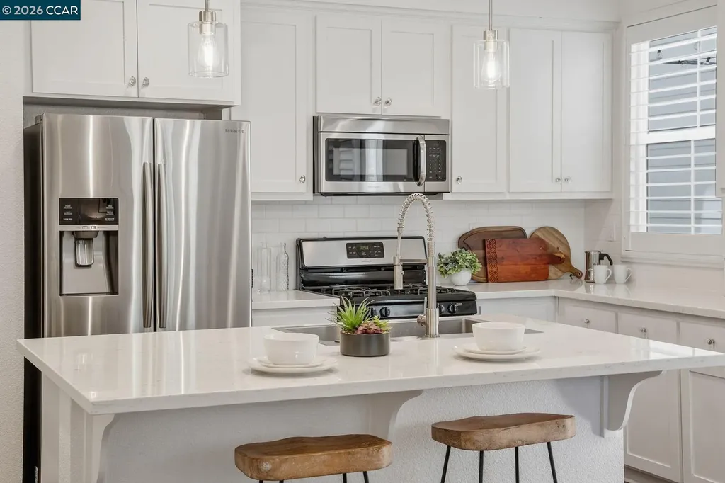 22640 Filbert Street Hayward CA 94541