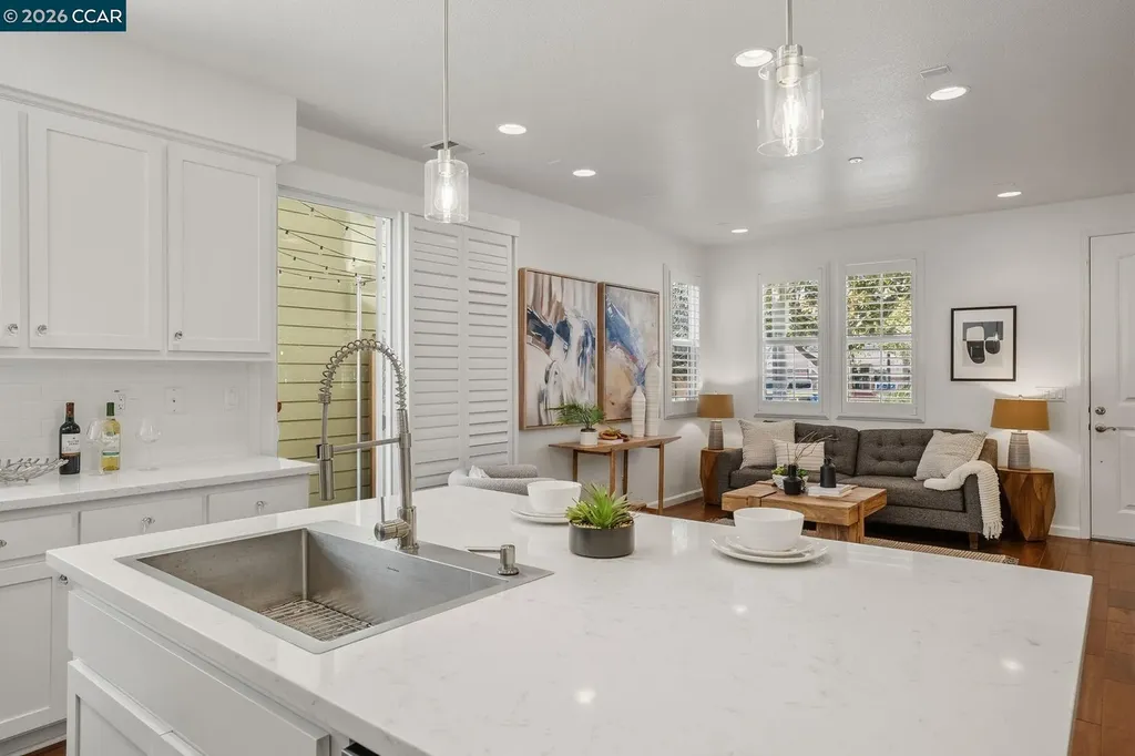 22640 Filbert Street Hayward CA 94541