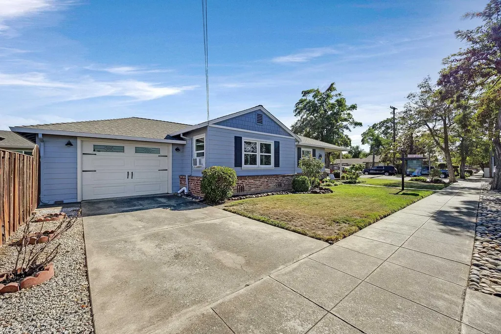 1815 Pine Street Livermore CA 94551