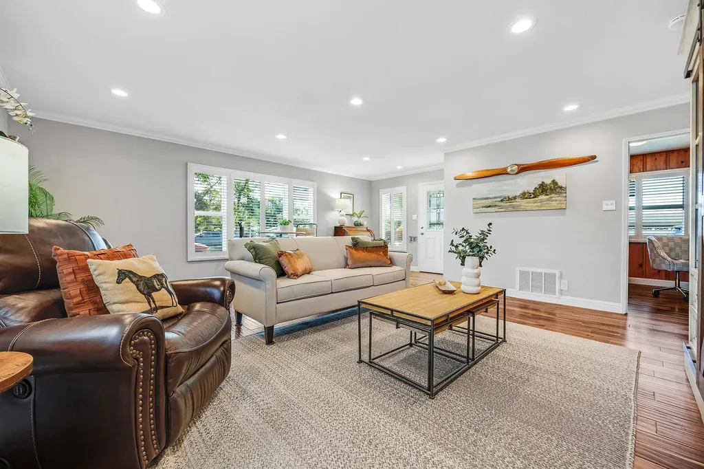 1815 Pine Street Livermore CA 94551