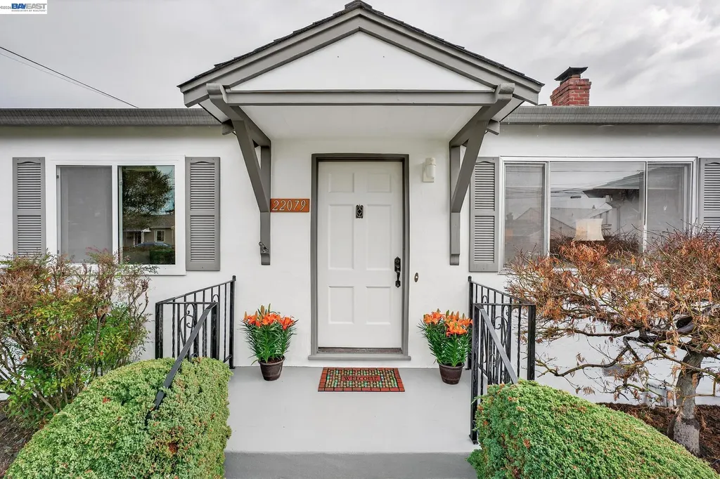 22079 Queen Street Castro Valley CA 94546