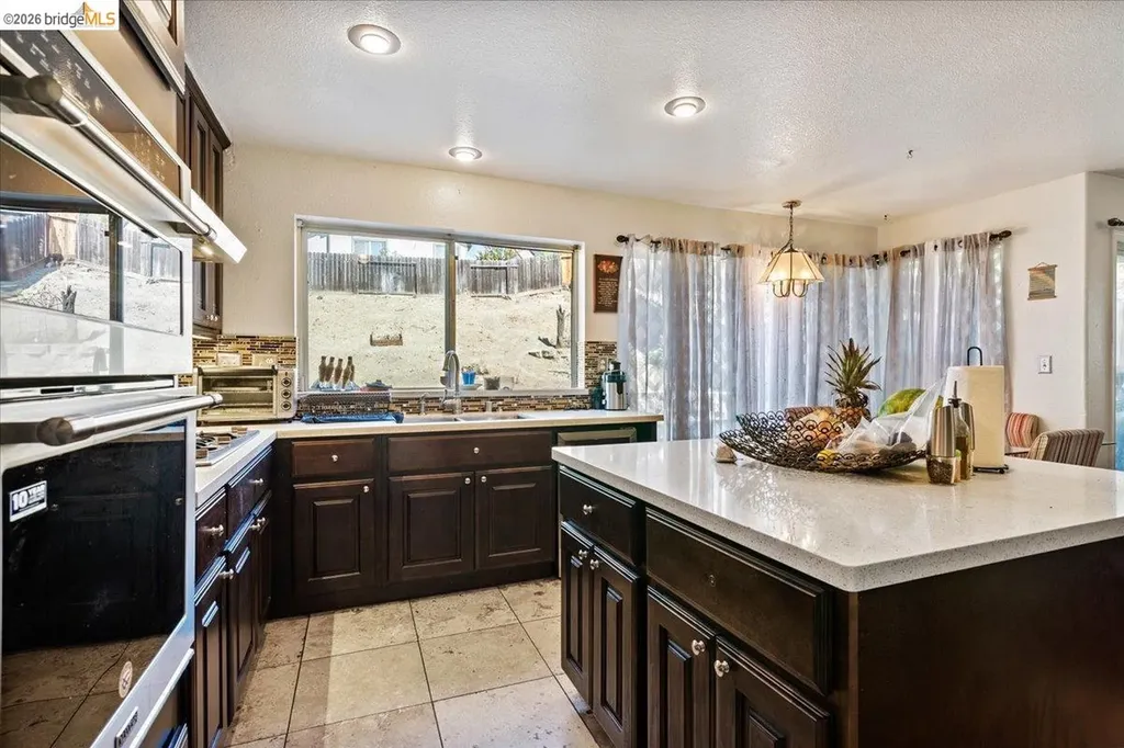 4137 Amargosa Drive Antioch CA 94531