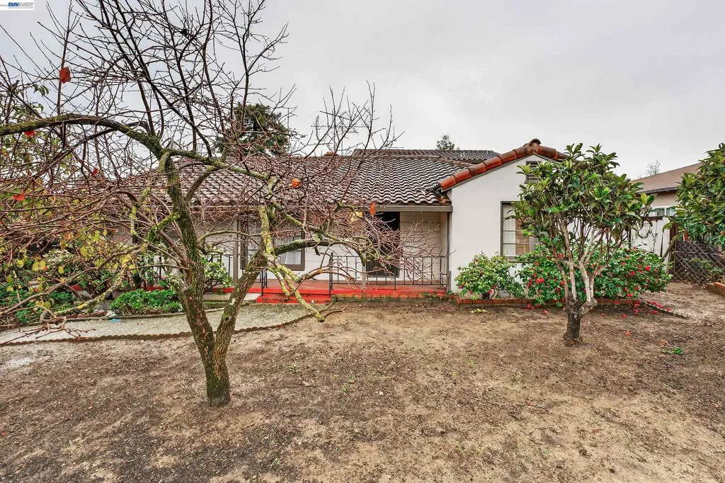 4513 Heyer Avenue Castro Valley CA 94546