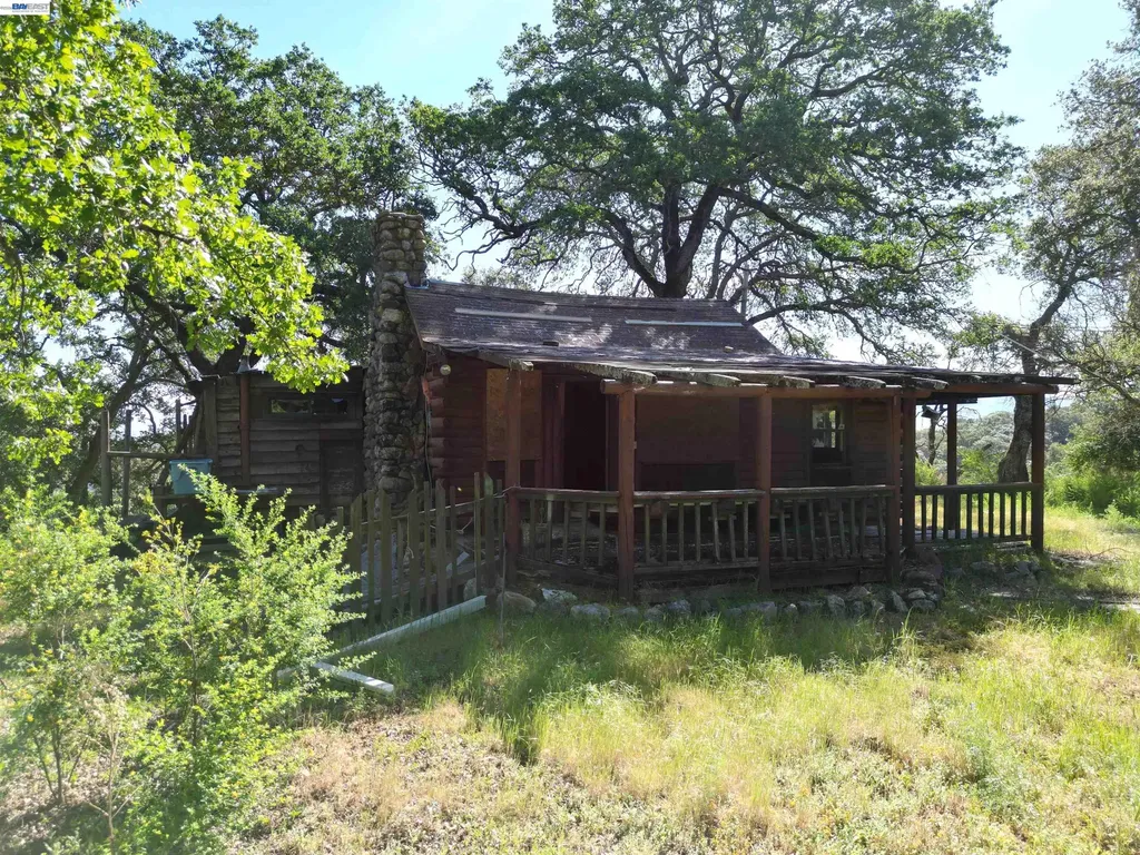 3984 Foothill Road Pleasanton CA 94588