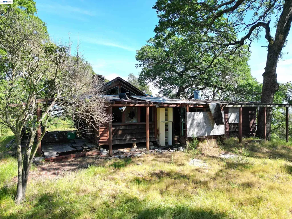3984 Foothill Road Pleasanton CA 94588