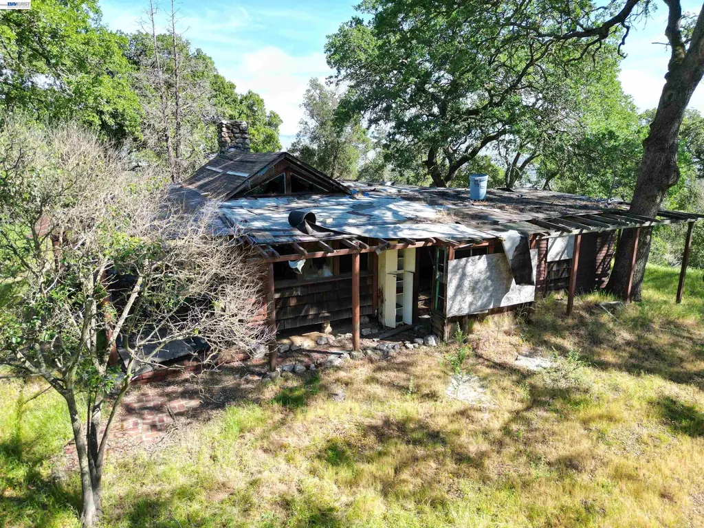 3984 Foothill Road Pleasanton CA 94588