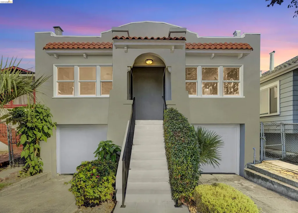 5718 Adeline Street Oakland CA 94608