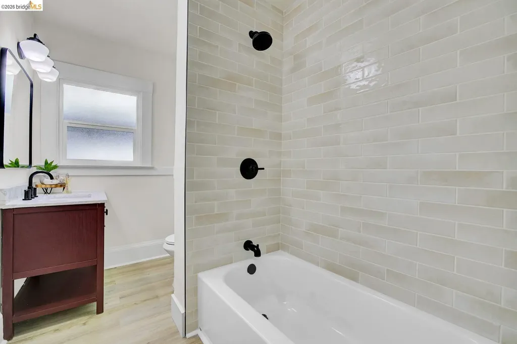 5718 Adeline Street Oakland CA 94608