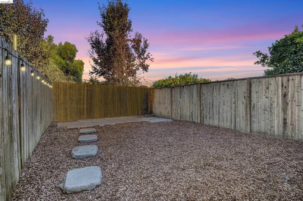 5718 Adeline Street Oakland CA 94608