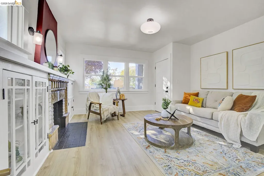 5718 Adeline Street Oakland CA 94608