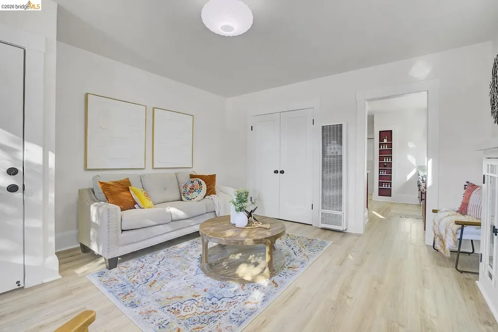 5718 Adeline Street Oakland CA 94608