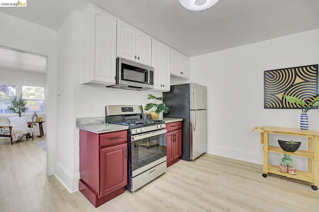 5718 Adeline Street Oakland CA 94608