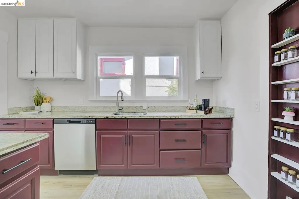 5718 Adeline Street Oakland CA 94608