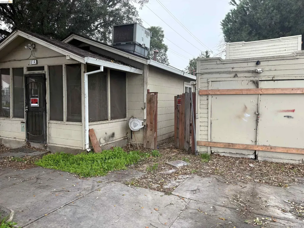 814 F Street Antioch CA 94509