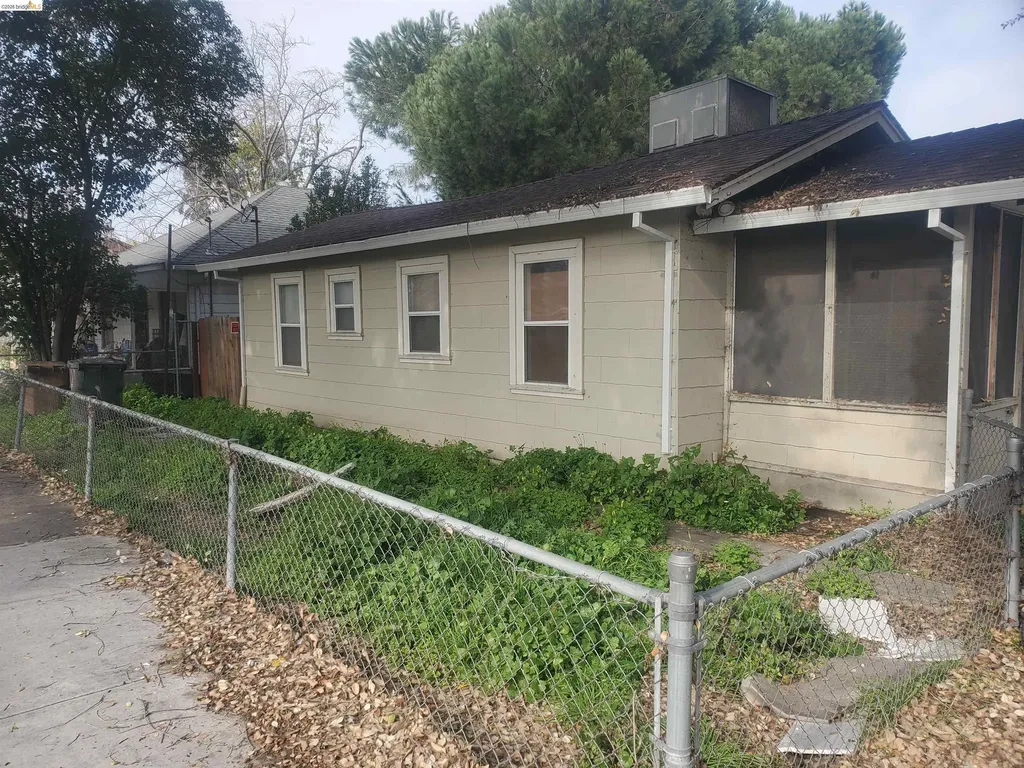 814 F Street Antioch CA 94509