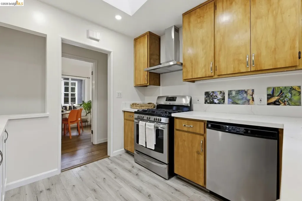 946 Kains Avenue Albany CA 94706