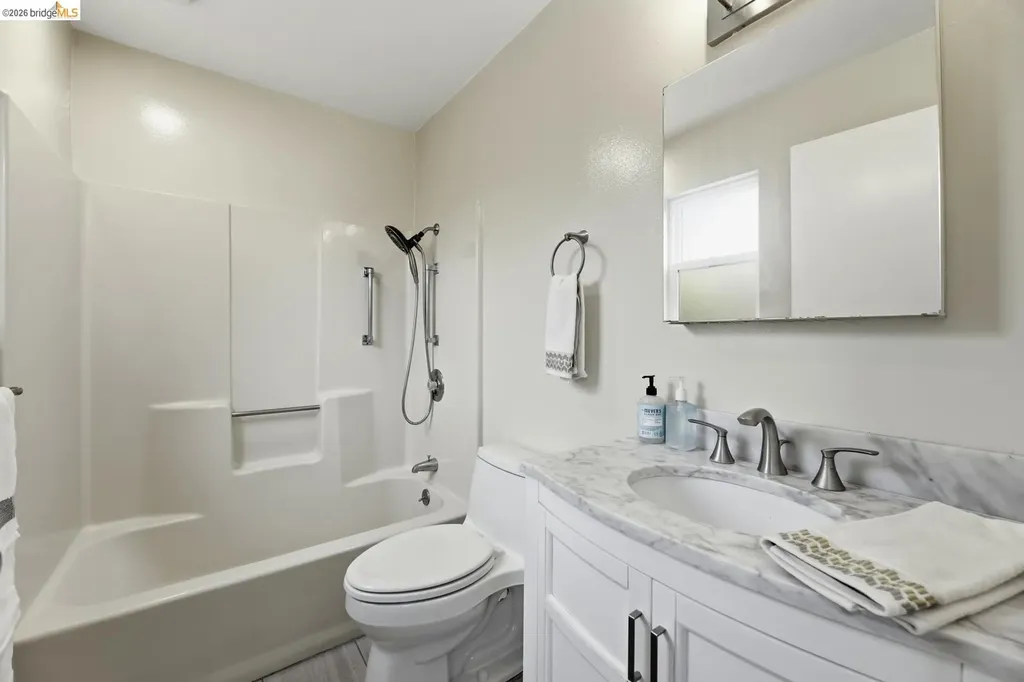 946 Kains Avenue Albany CA 94706