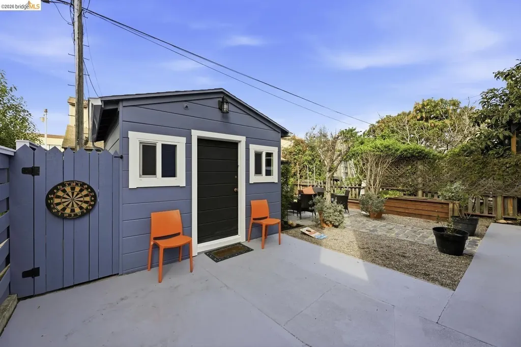 946 Kains Avenue Albany CA 94706