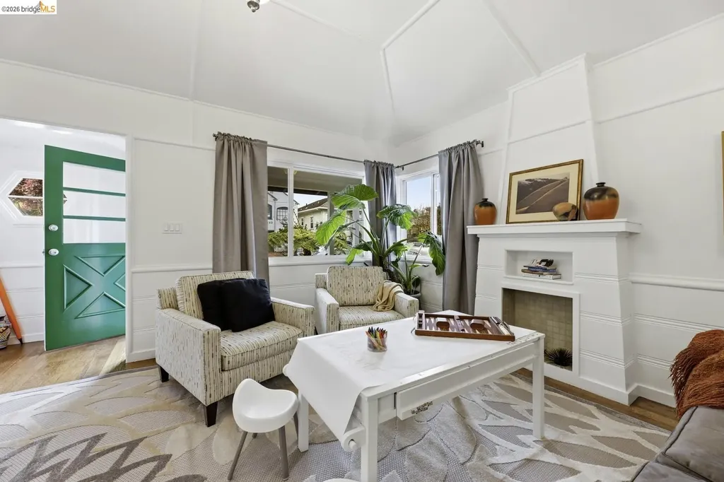 946 Kains Avenue Albany CA 94706