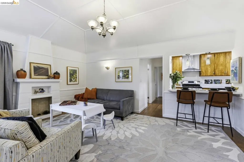 946 Kains Avenue Albany CA 94706