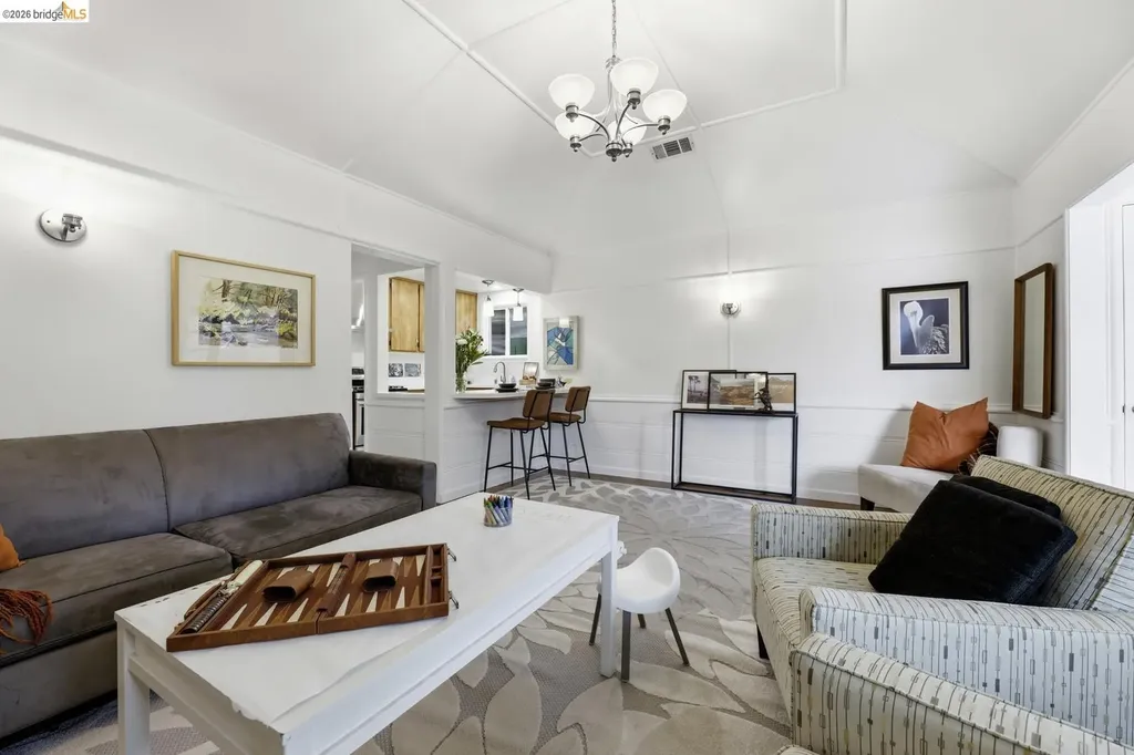 946 Kains Avenue Albany CA 94706