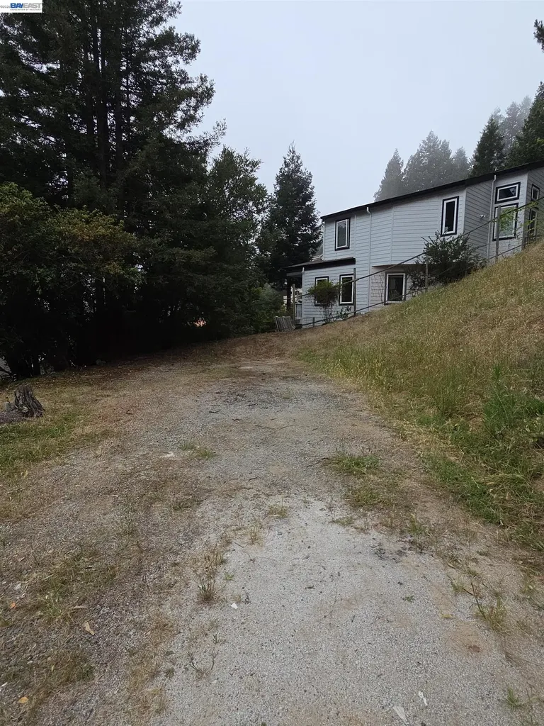 6971 Bristol Drive Berkeley CA 94705