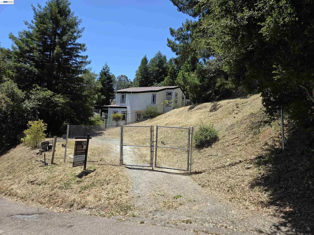 6971 Bristol Drive Berkeley CA 94705