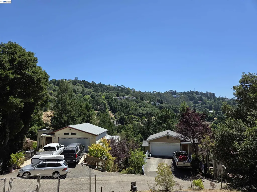 6971 Bristol Drive Berkeley CA 94705