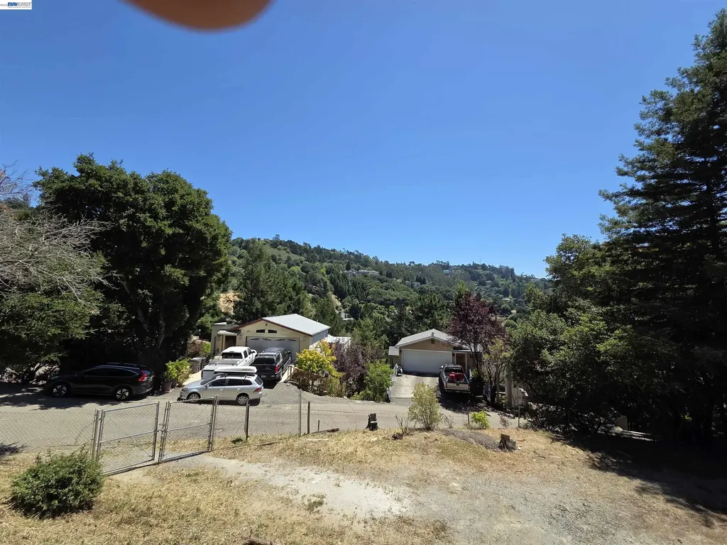 6971 Bristol Drive Berkeley CA 94705