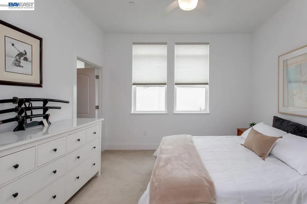 2885 Tradewind Drive Alameda CA 94501