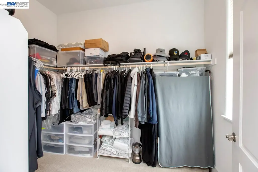 2885 Tradewind Drive Alameda CA 94501