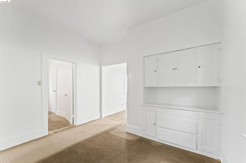 811 Grand Avenue Oakland CA 94607