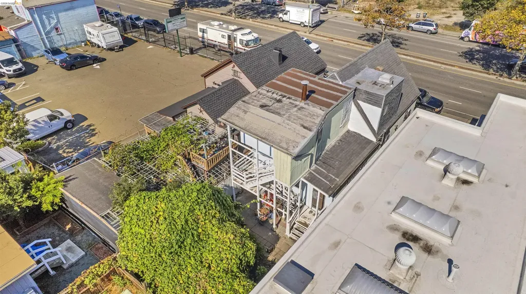 811 Grand Avenue Oakland CA 94607