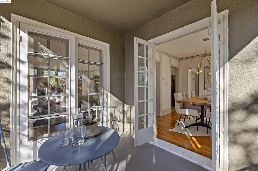 2935 Florence Berkeley CA 94705