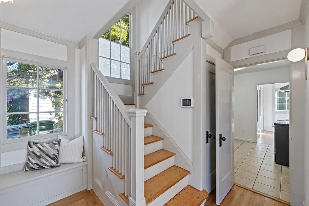 2935 Florence Berkeley CA 94705