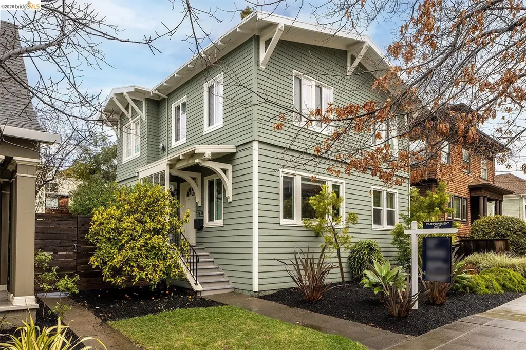2935 Florence Berkeley CA 94705