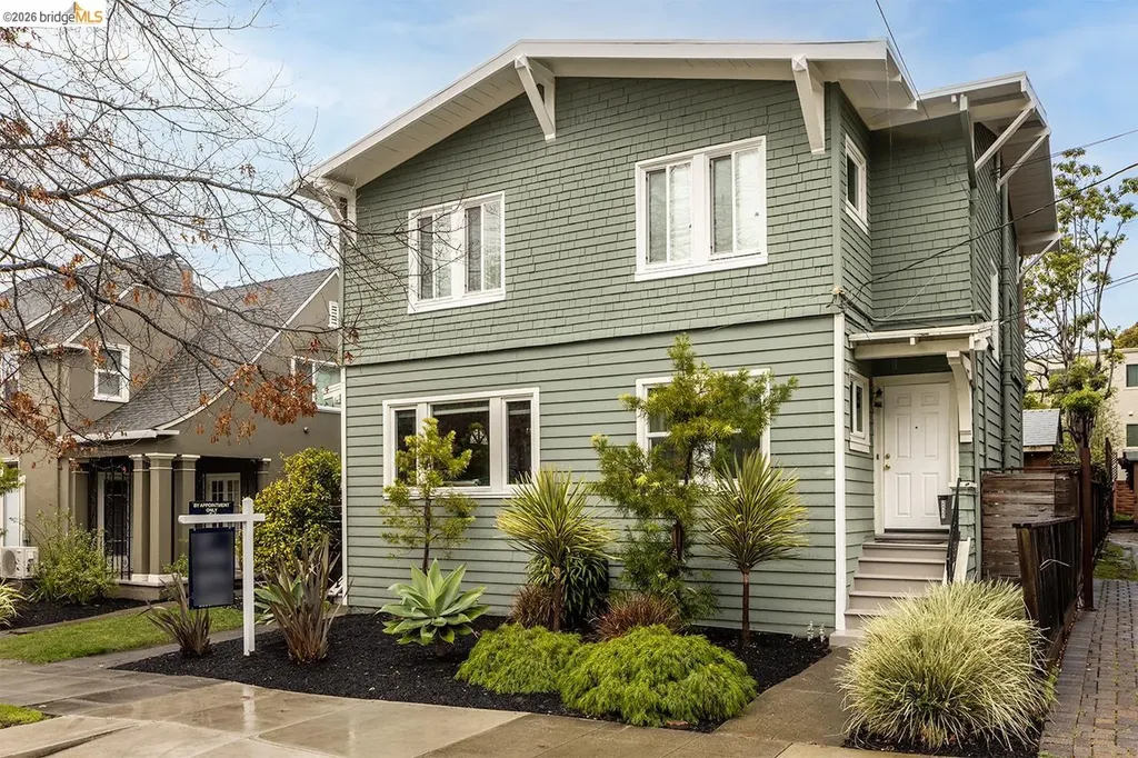 2935 Florence Berkeley CA 94705