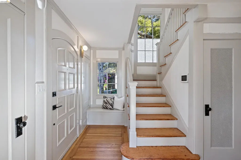 2935 Florence Berkeley CA 94705