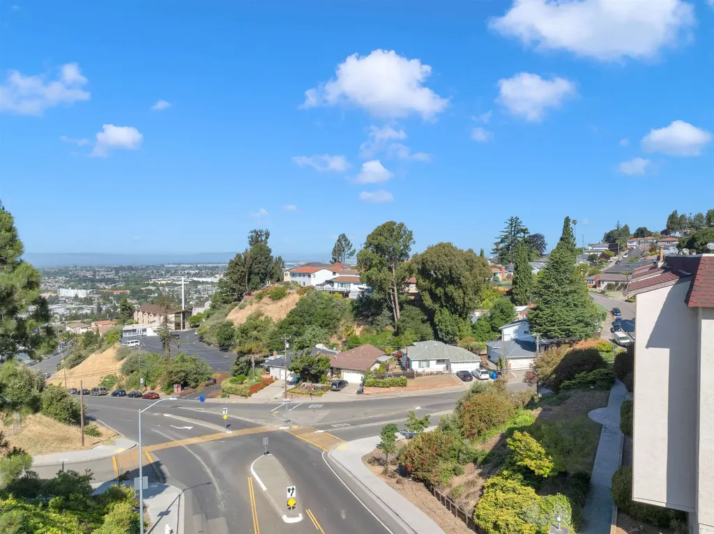 2500 Miramar Avenue Castro Valley CA 94546