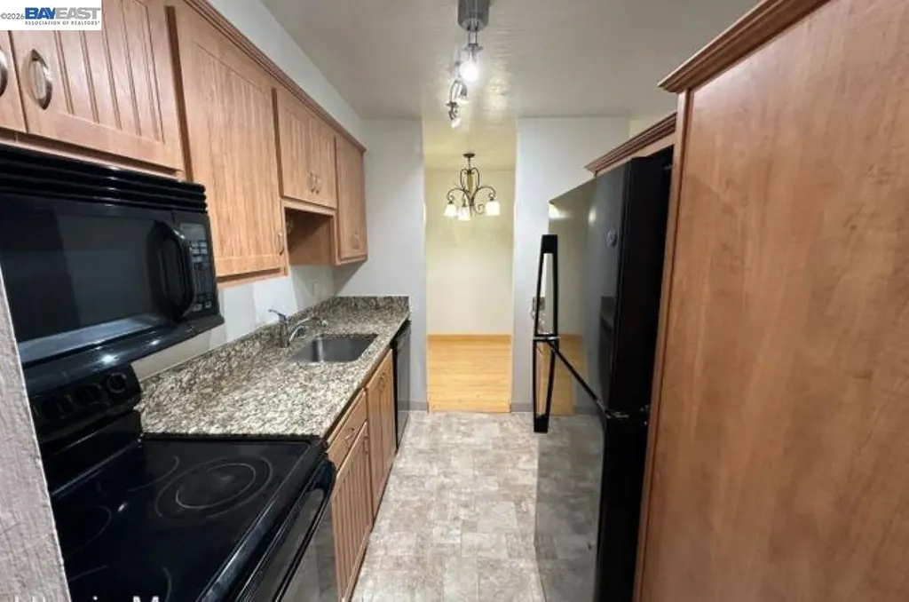 555 Jean Street Oakland CA 94610