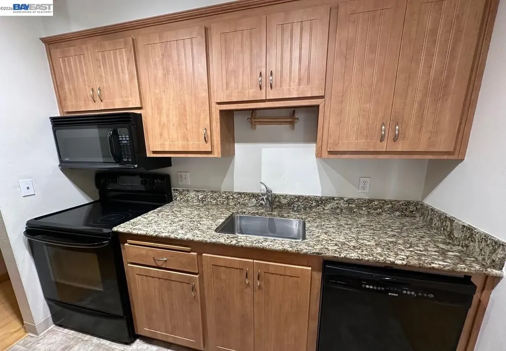 555 Jean Street Oakland CA 94610