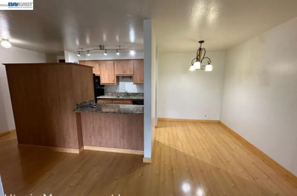 555 Jean Street Oakland CA 94610