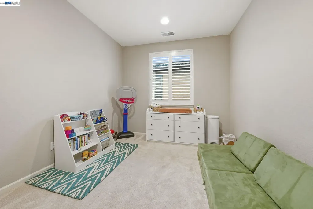 972 Flurry Drive Livermore CA 94550