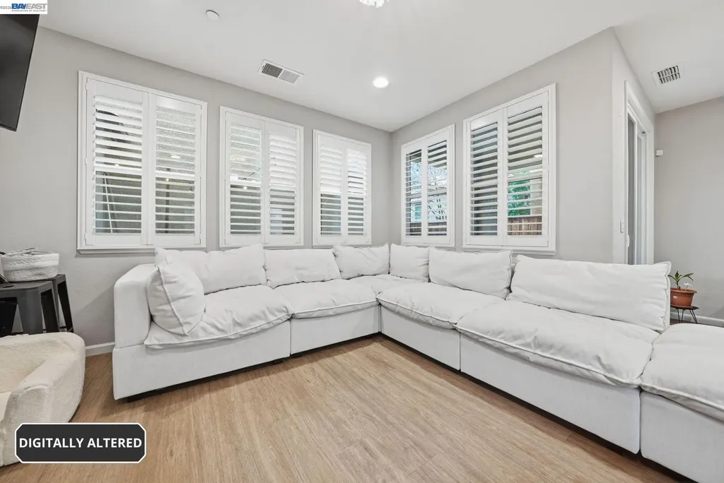 972 Flurry Drive Livermore CA 94550