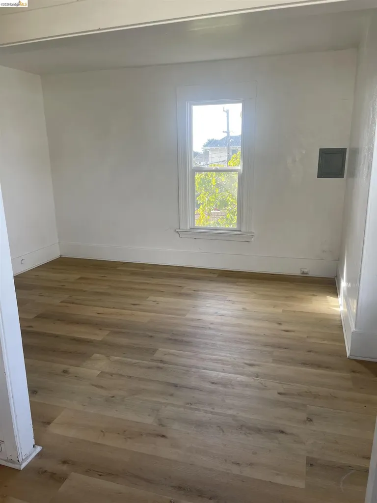 2212 17th Avenue Oakland CA 94606