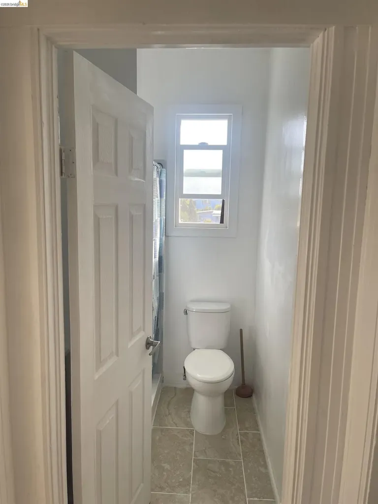 2212 17th Avenue Oakland CA 94606