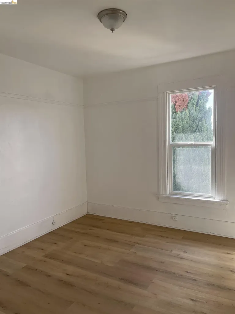 2212 17th Avenue Oakland CA 94606