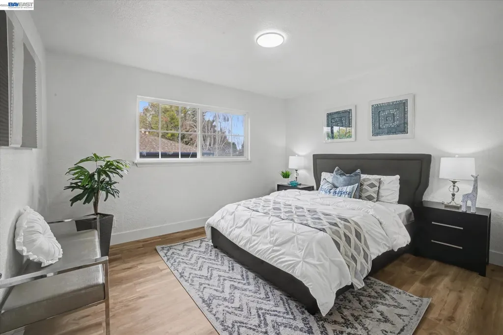 1696 East Avenue Hayward CA 94541