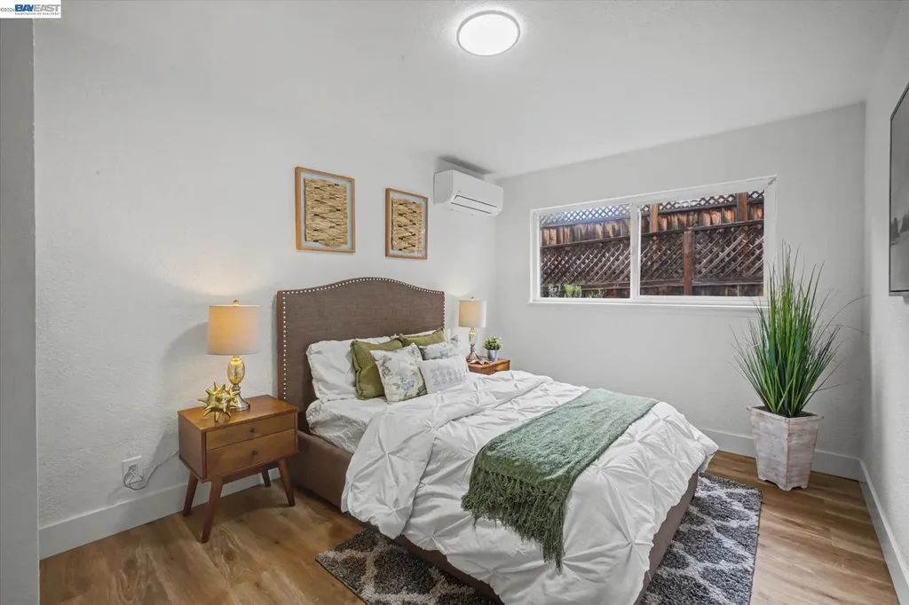 1696 East Avenue Hayward CA 94541